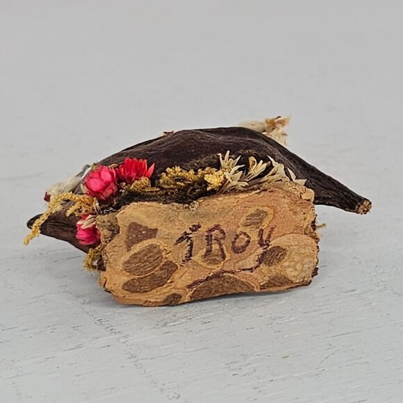 Vintage Baby Mice In Pecan Shell Fur Animals Signed Troy - Picture 7 of 10